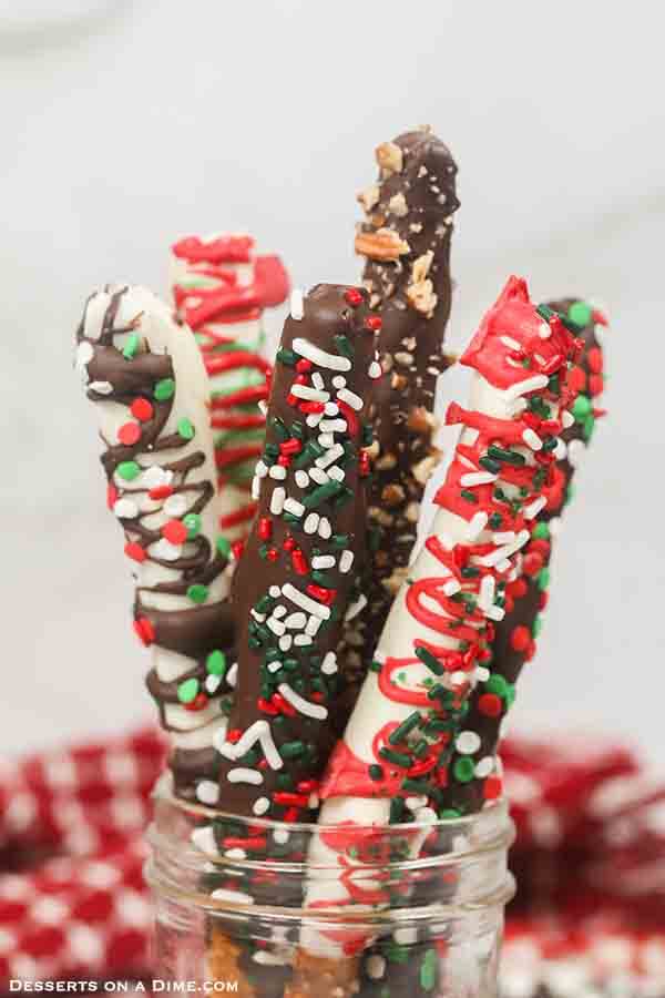 Christmas chocolate covered pretzel rods easy christmas desserts
