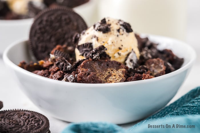 Oreo Dump Cake Recipe