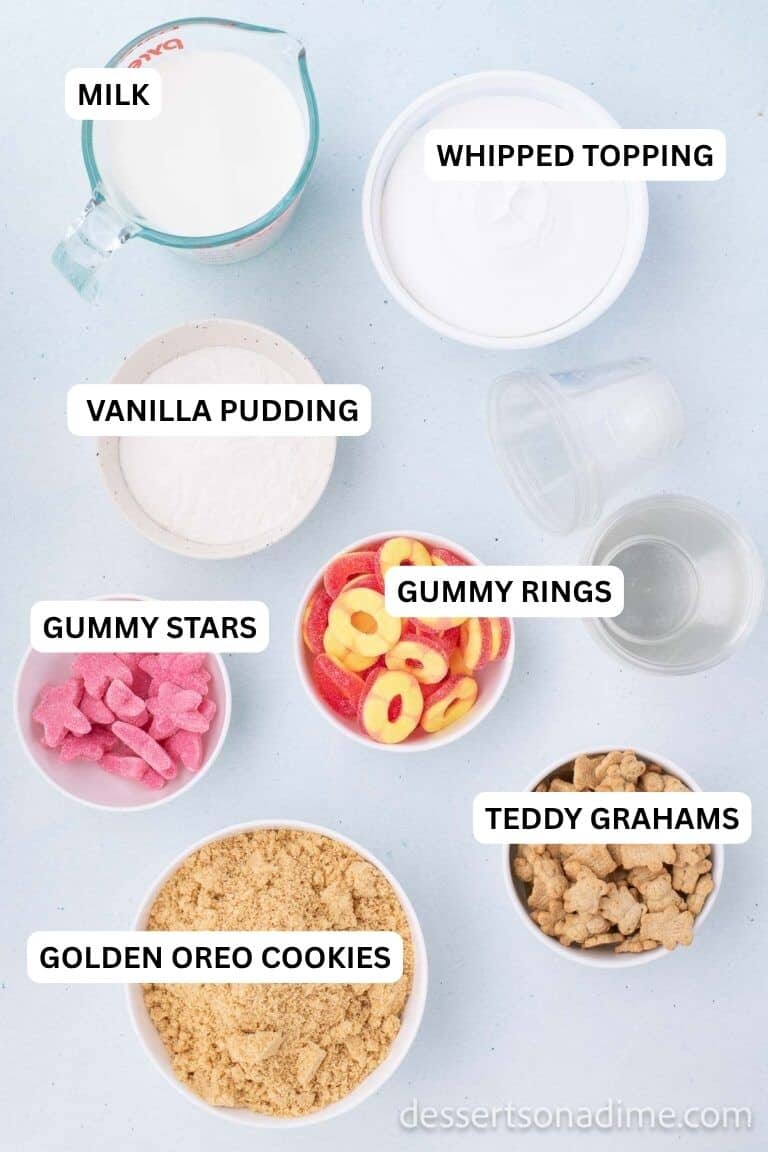 Ingredients for recipe: vanilla pudding, cool whip, milk, teddy grahams, Golden Oreos and candy. 