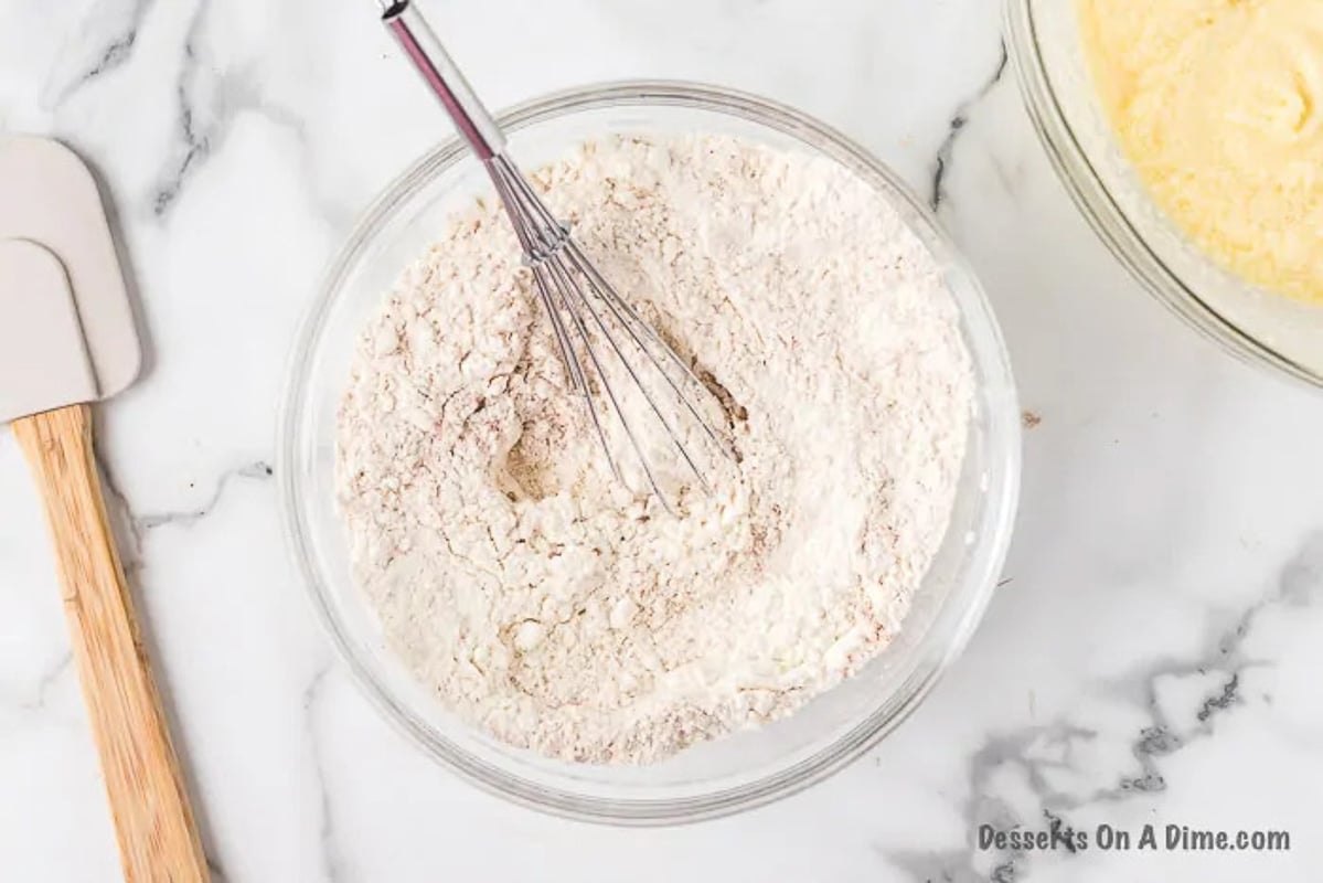 Separate bowl with dry ingredients. 
