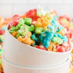 Jello Popcorn in a bowl.