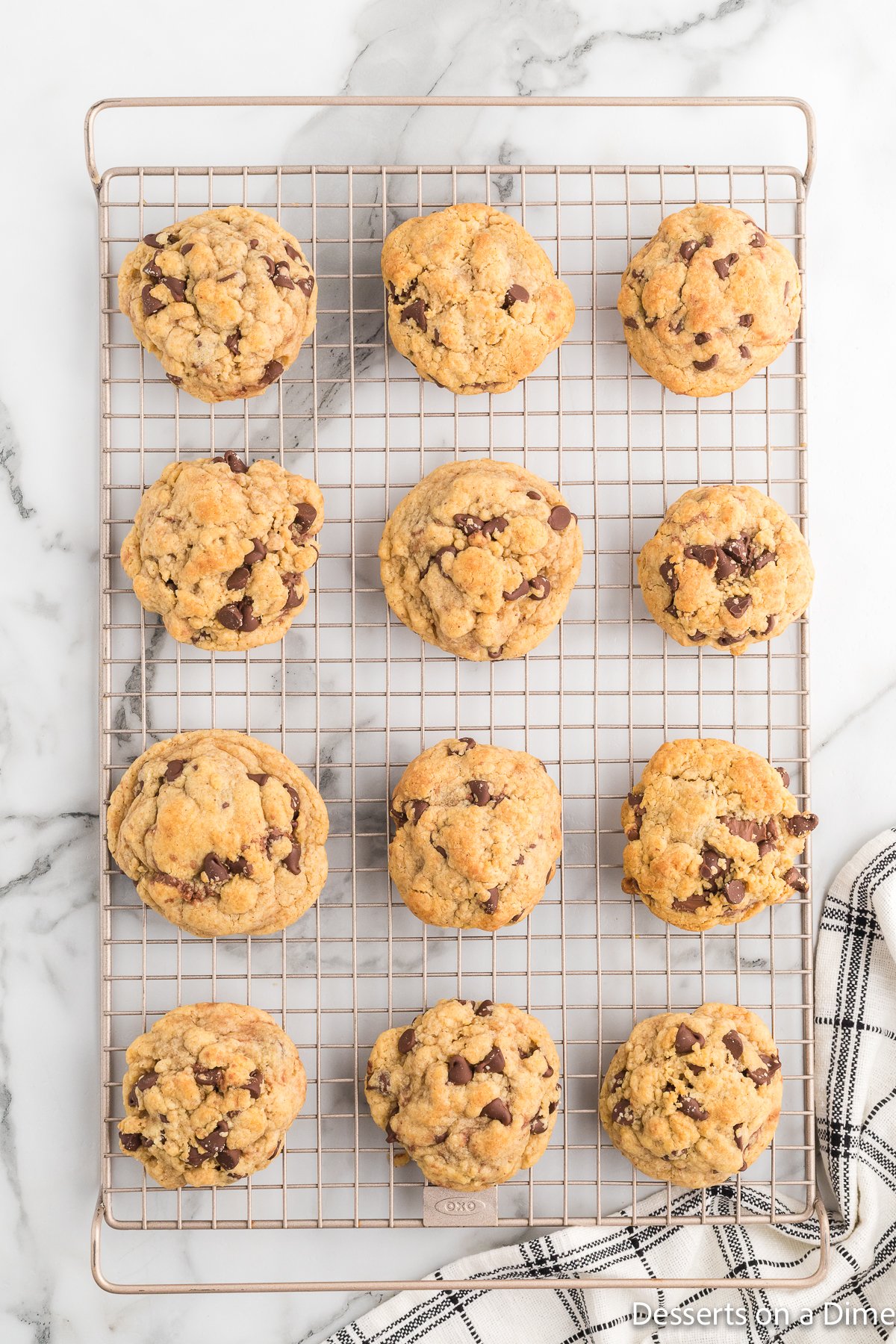 Cookies cooling on wire rack. 