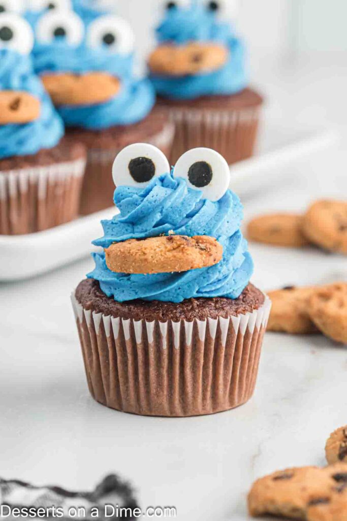 cookie-monster-cupcakes