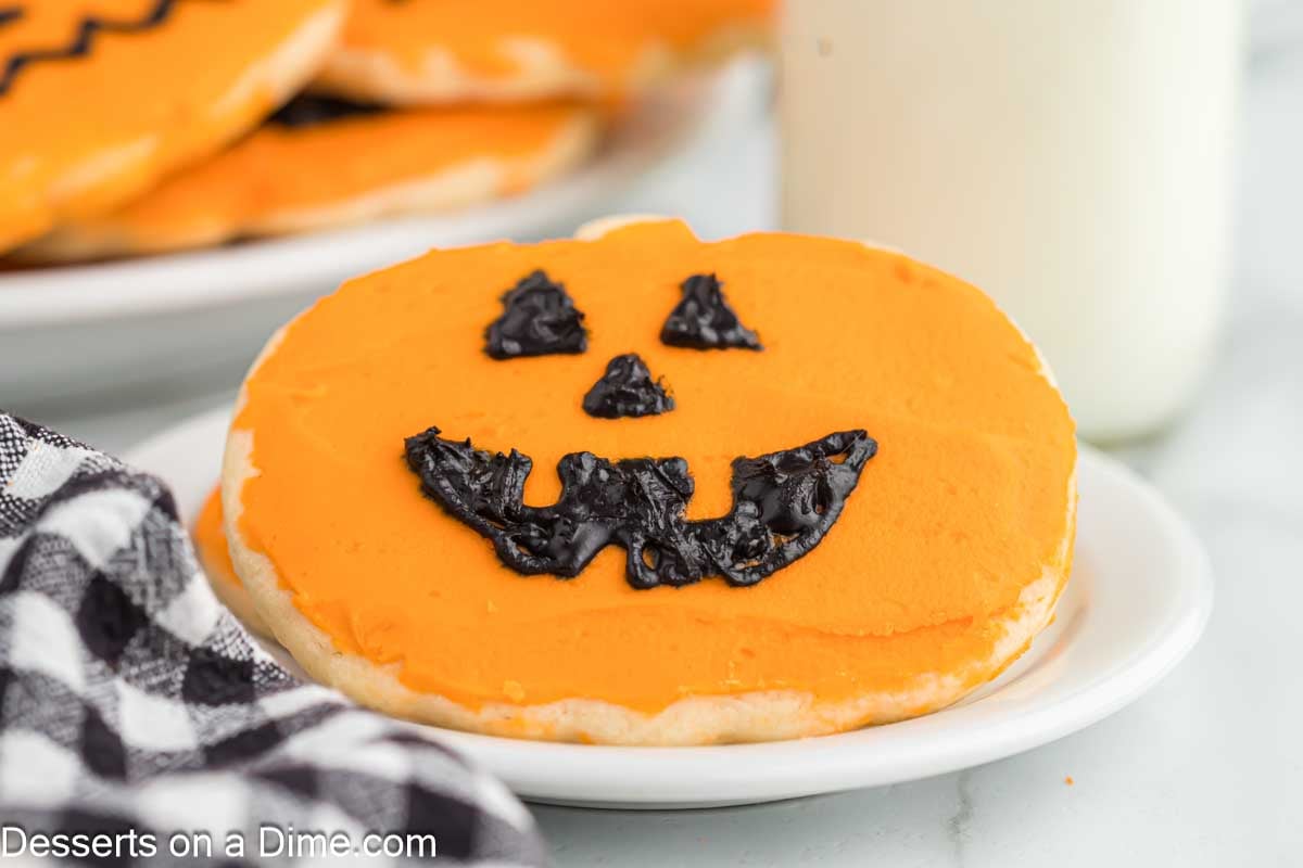 Halloween sugar cookie on a plate.