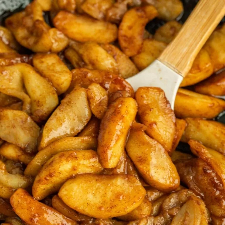 Cracker Barrel Fried Apples Desserts on a Dime