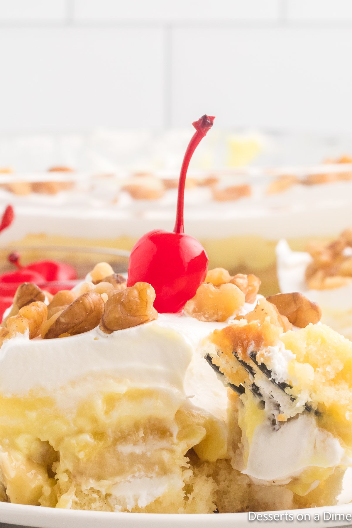 Slice of twinkie cake on a plate.