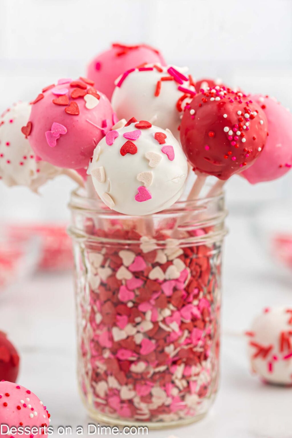Valentine's Day Cake Pops - Desserts on a Dime