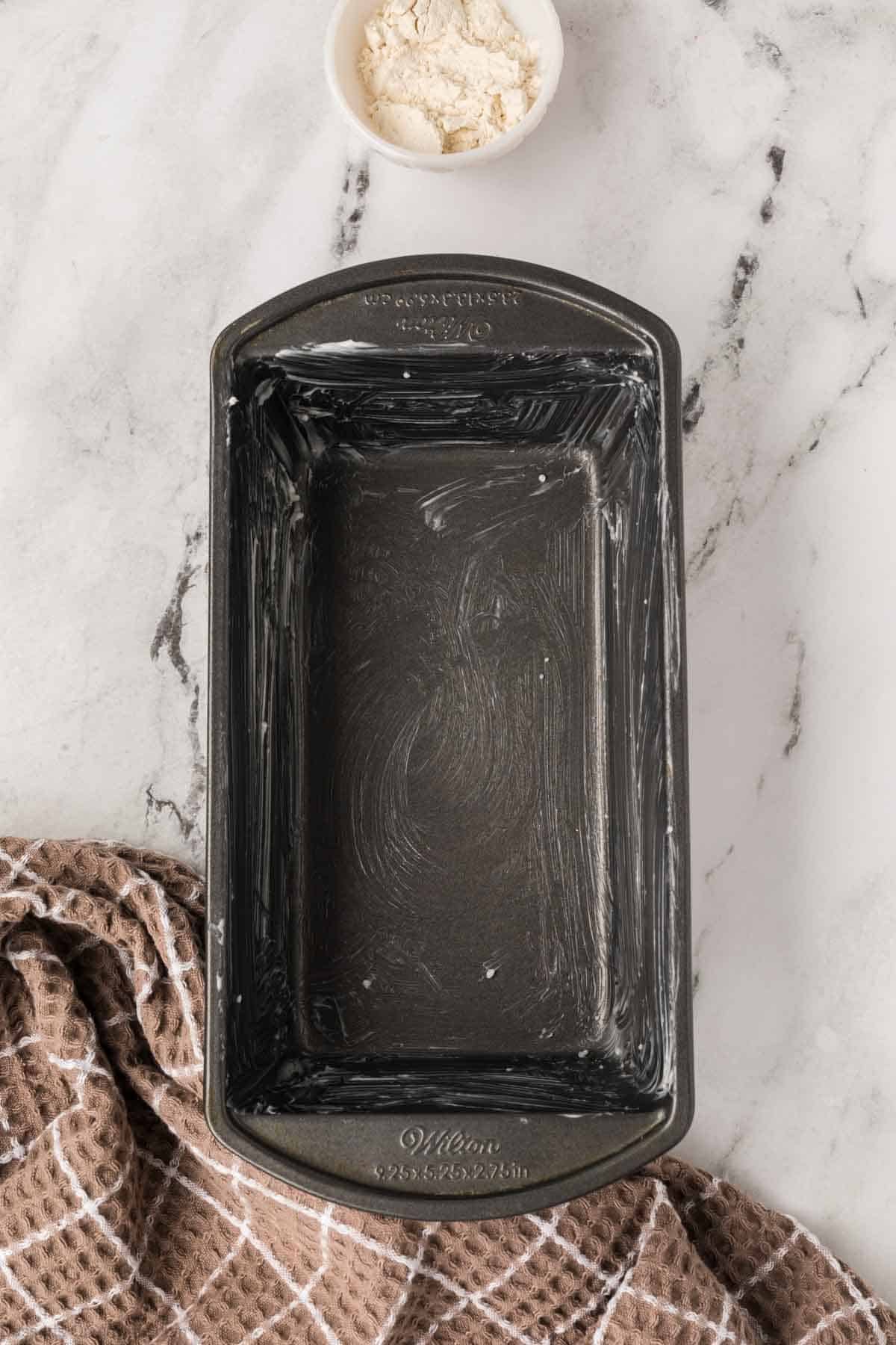 Loaf pan lightly greased. 