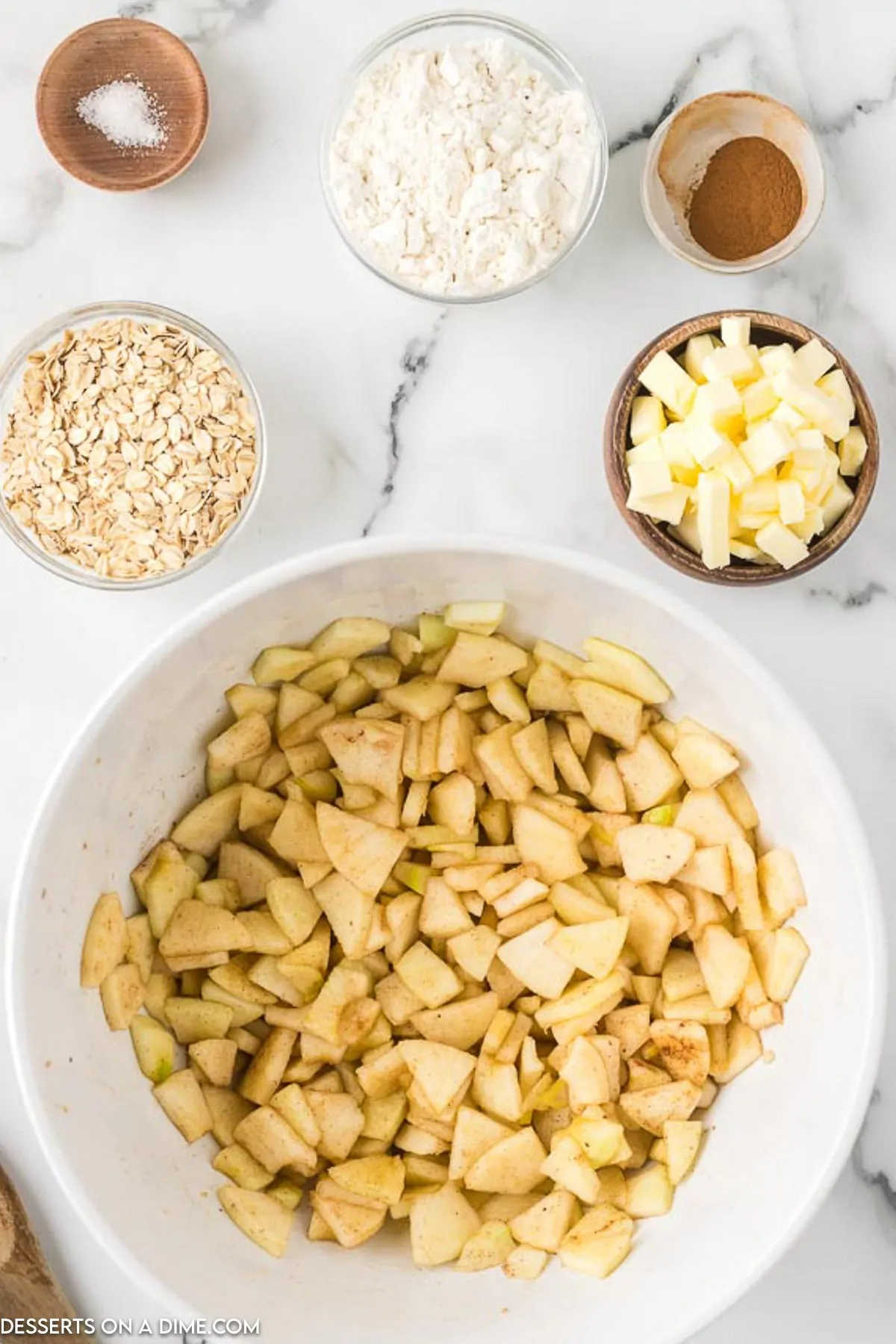 Sliced apples in a bowl. 