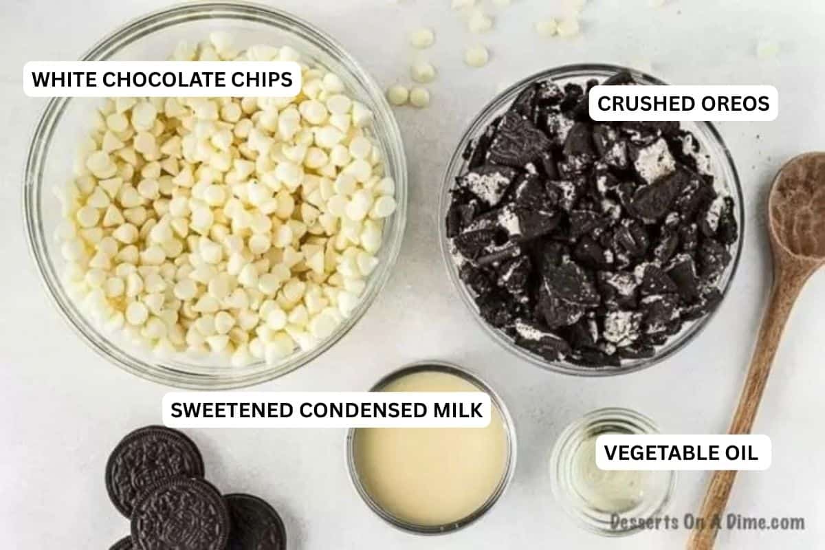 Oreo fans will go crazy over this super easy 3 ingredient Oreo fudge recipe. Oreo fudge is so easy to make and delicious with white chocolate and sweetened condensed milk. Learn how to make oreo fudge with this no bake three ingredient recipe. #dessertonadime #oreofudgerecipe Ingredients needed for recipe: white chocolate chips, sweetened condensed milk and crushed oreos.