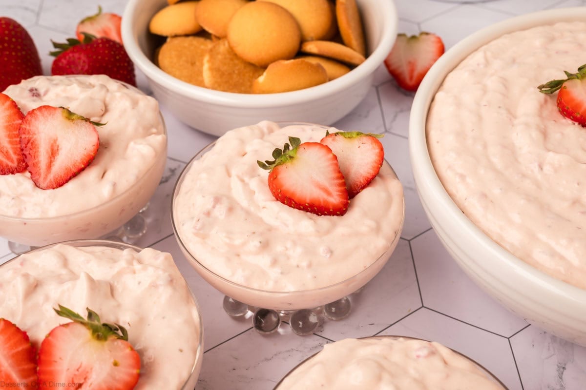 Cheesecake Fluff in bowls.