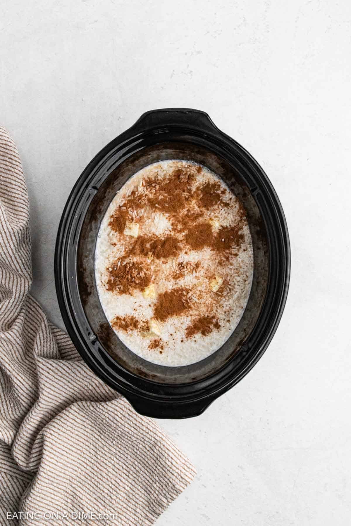 Cinnamon and vanilla mixed into milk. 